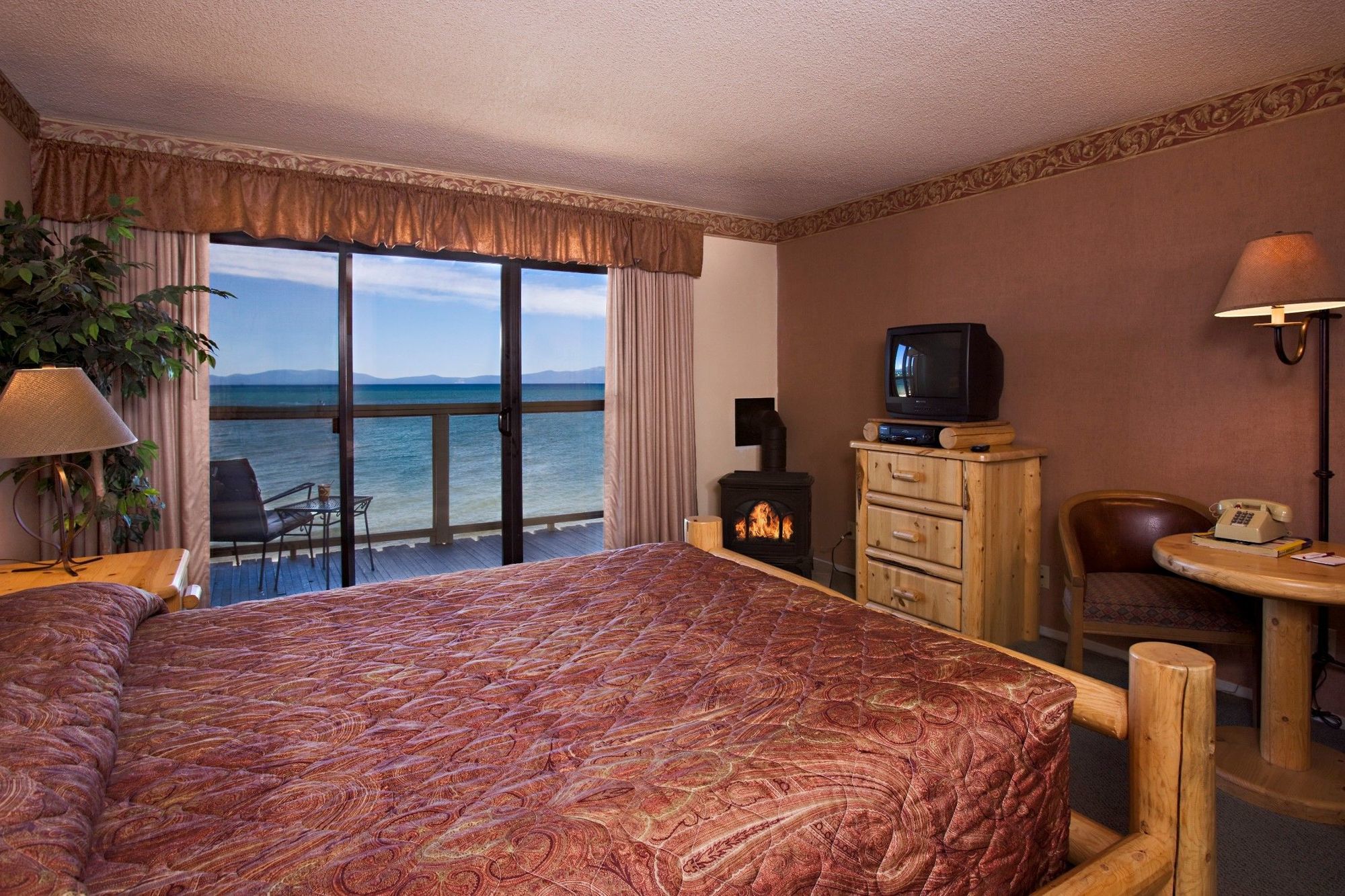 סאות' לייק טאהו Tahoe Lakeshore Lodge & Spa חדר תמונה
